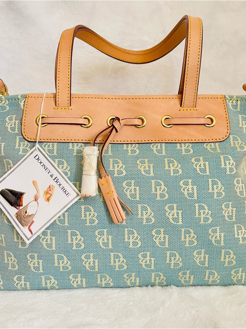 Dooney & Bourke Logo Large Tassel Top Zip RARE COLOR Turquoise Blue